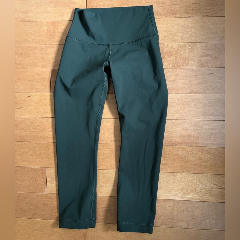 Lululemon 23” leggings